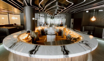 Restaurant & Bar